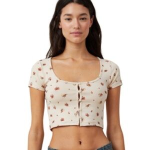 COTTON ON Women's Sammie Scoop Neck Short Sleeve Top In Beth Ditsy Stone Medium